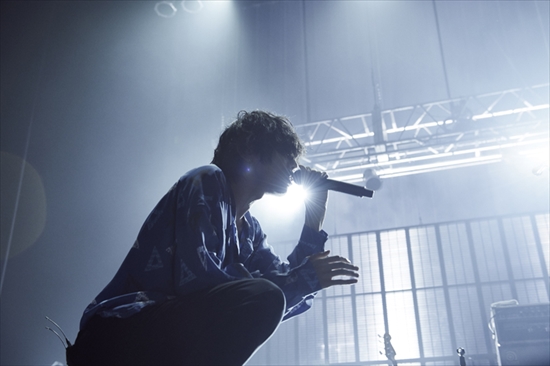 米津玄師 2016 TOUR / はうる」ファイナル公演ライブレポート | 最新