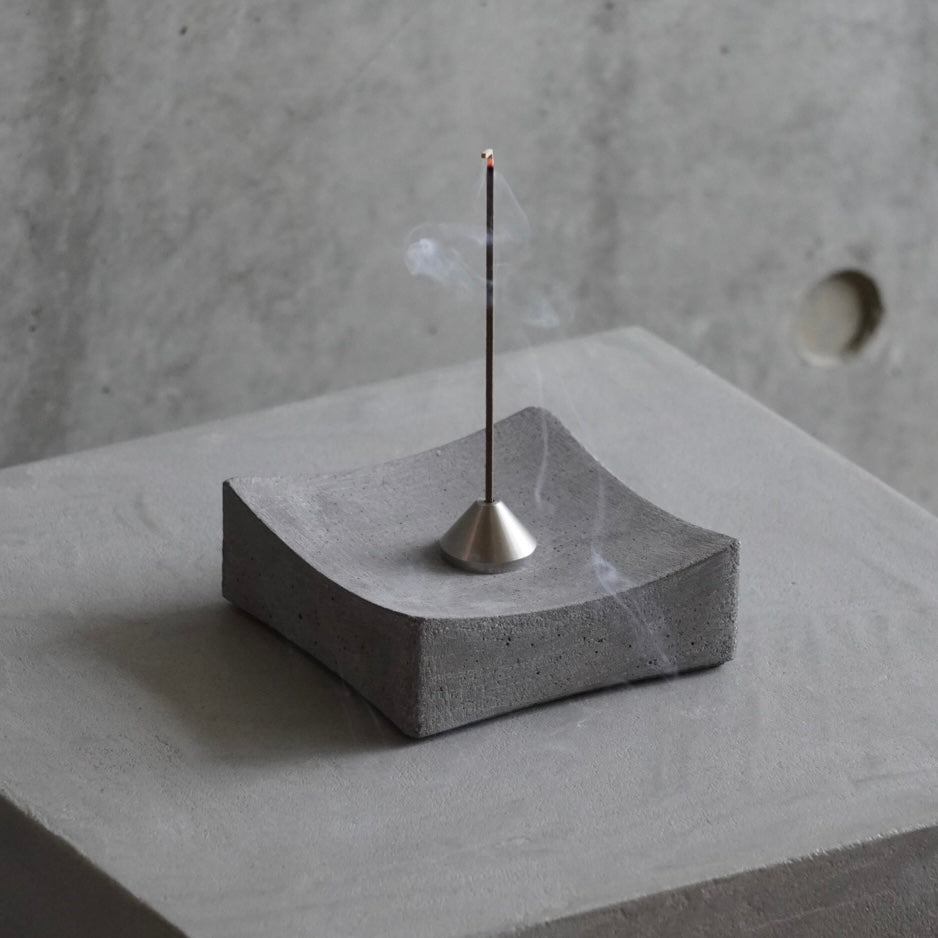 Concrete Incense Holder Square – #MONOLITH