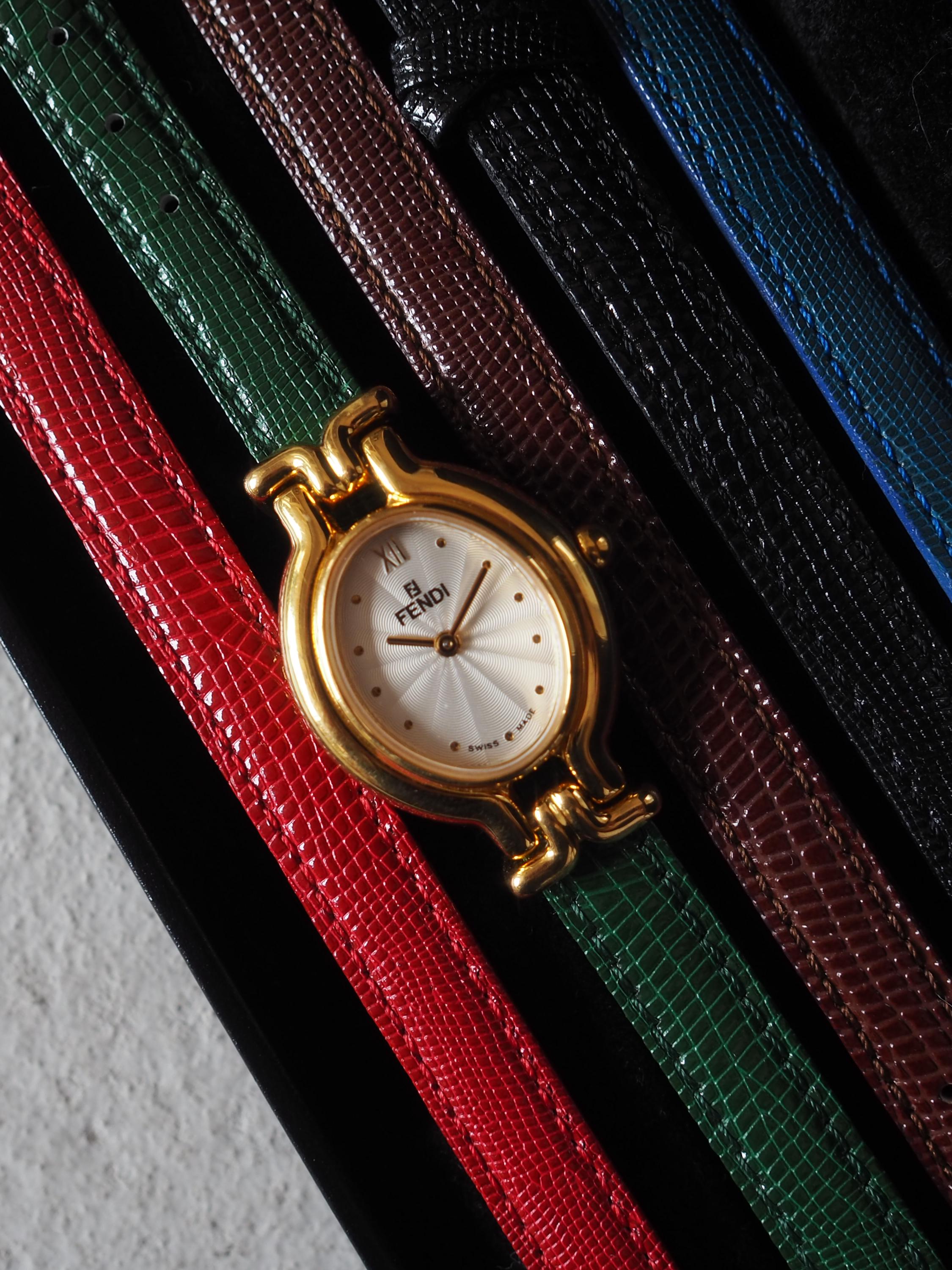 FENDI フェンディ カメレオン ウォッチ 腕時計 ゴールド チェンジ