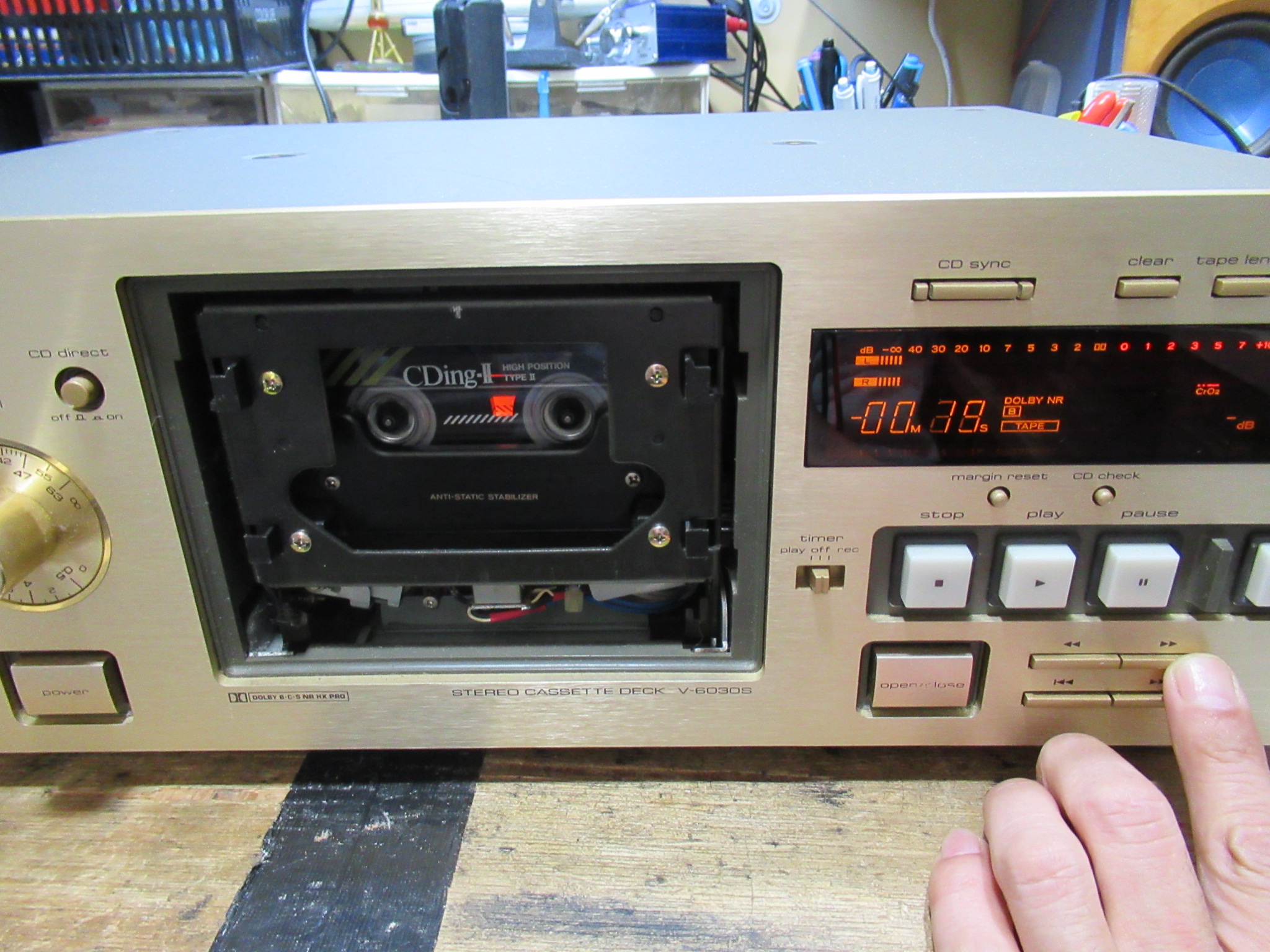 TEAC カセットデッキ V-6030S ゴールド ジャンク 電源OK TEAC カセット