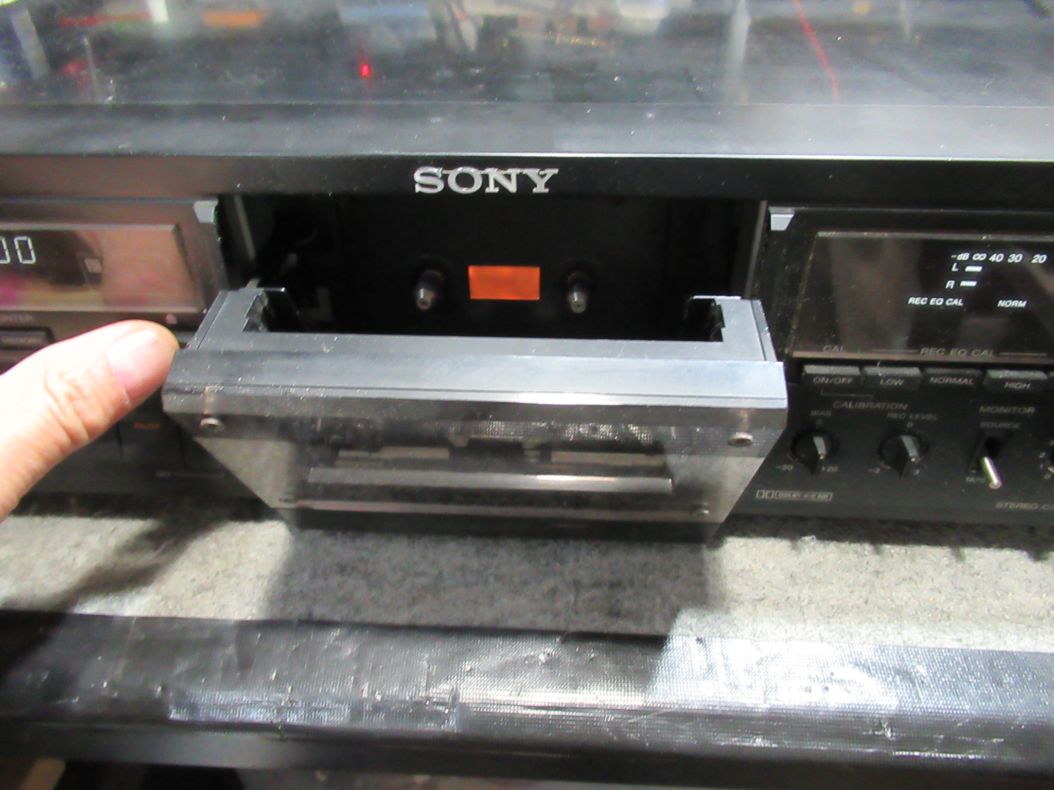 SONY TC-K555ESX オートストップ誤作動＆回転センサー用IC故障