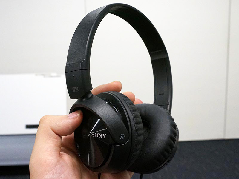 ヘッドホン nek ソニー ノイズキャンセリングヘッドホン MDR-ZX110NC 1