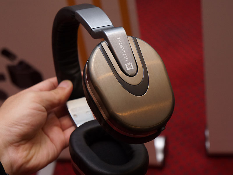 ULTRASONEヘッドフォン「Edition 8」を、4万円でMMCX端子に変更する