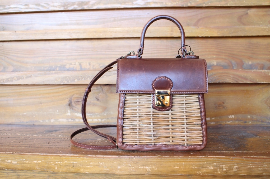 eb.a.gos – New Arrivals – A.I.R.AGE WEB SITE