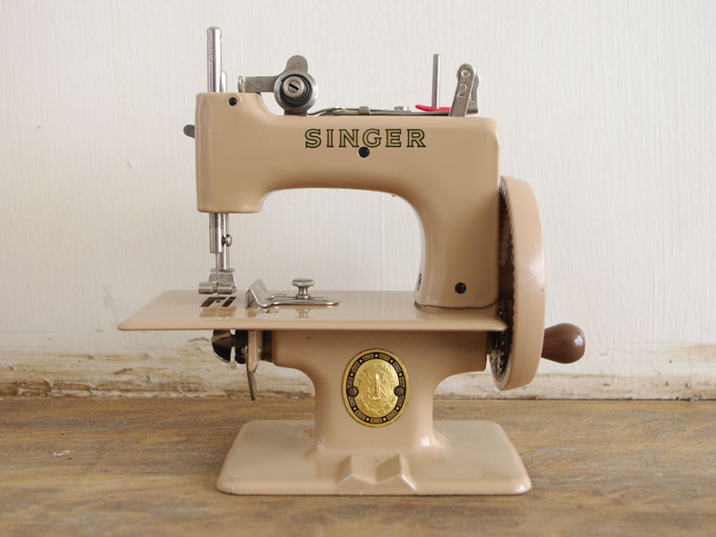 SINGER 20 シンガー製トイミシン足踏みミシン・手回しミシンの