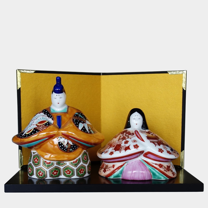 世界に一つだけの雛人形展雛人形に、お子様・ご家族のお名前や