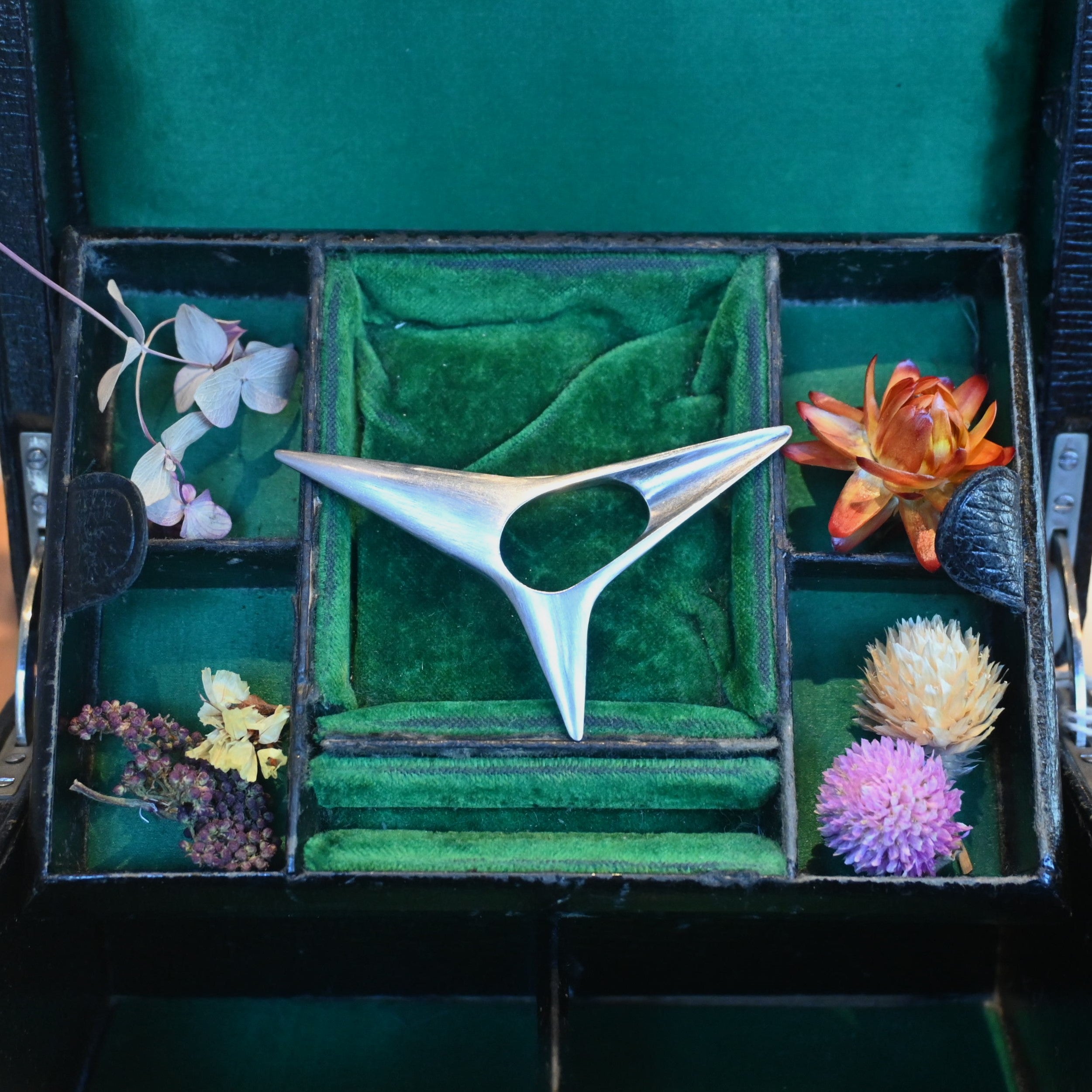 DSC_1837.jpg?v=1738650427