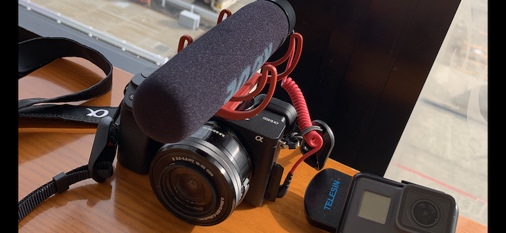 カメラ初心者が選ぶSONY α6400で動画撮影やVlog制作にオススメの