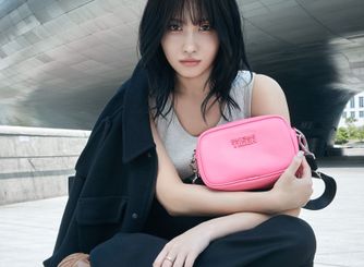 Onitsuka Tiger ブランドアンバサダー MOMO 氏を起用した、 AW24