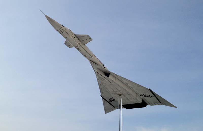 完成】1/200 XB-70 ヴァルキリー - 疾風模型大作戦