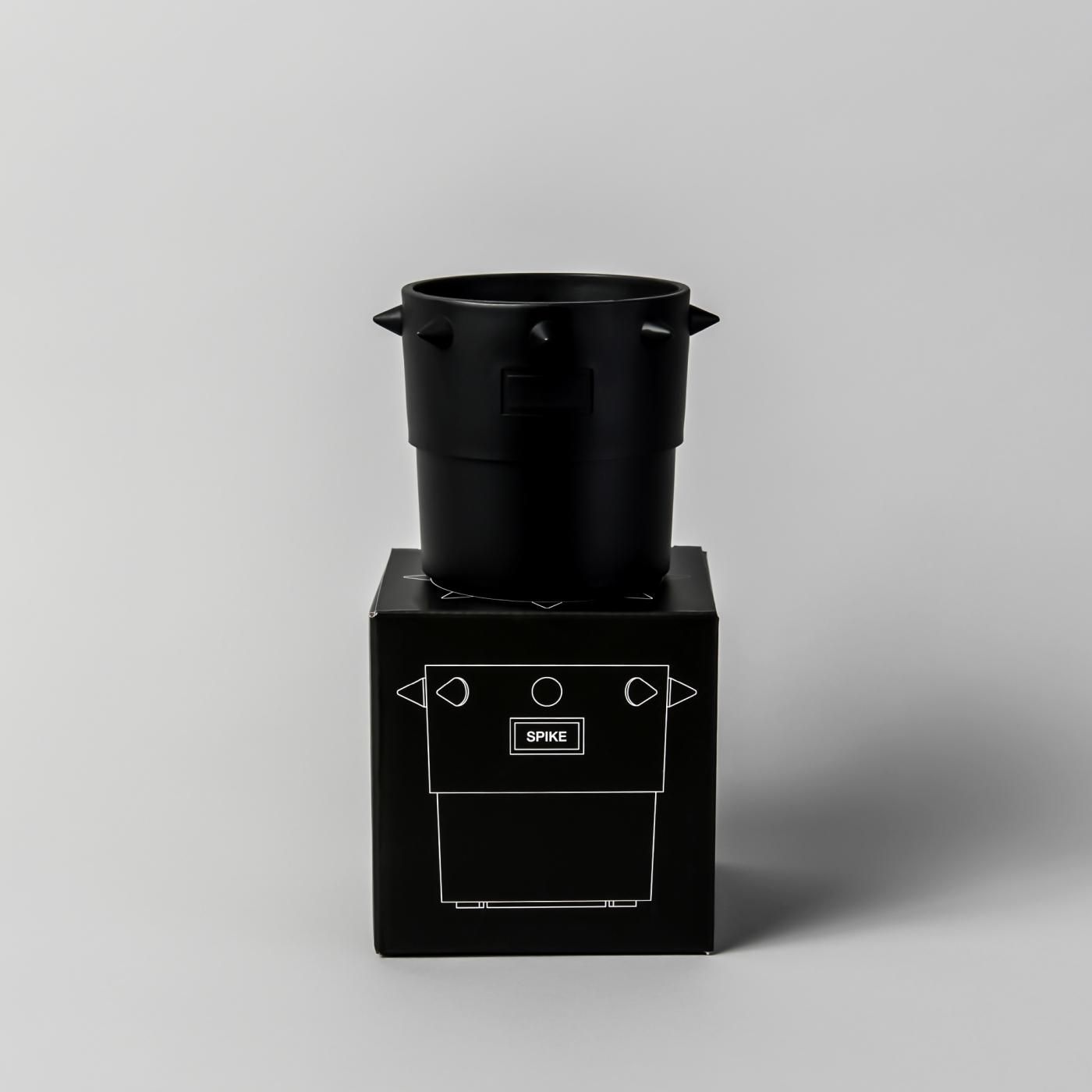 BOTANIZE PLA POT SPIKE “Black” φ12cm