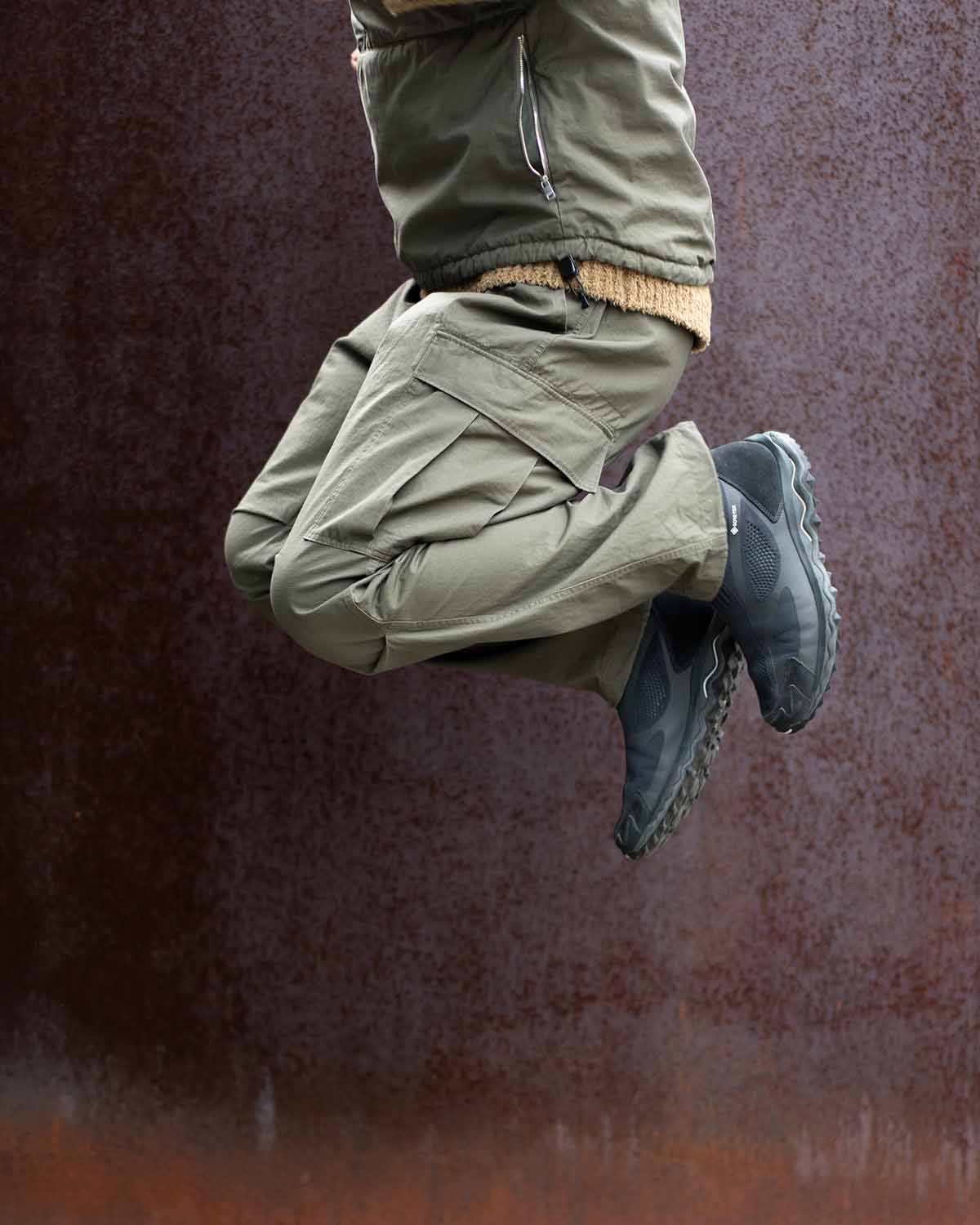 nonnativeのトラウザーズ – COVERCHORD