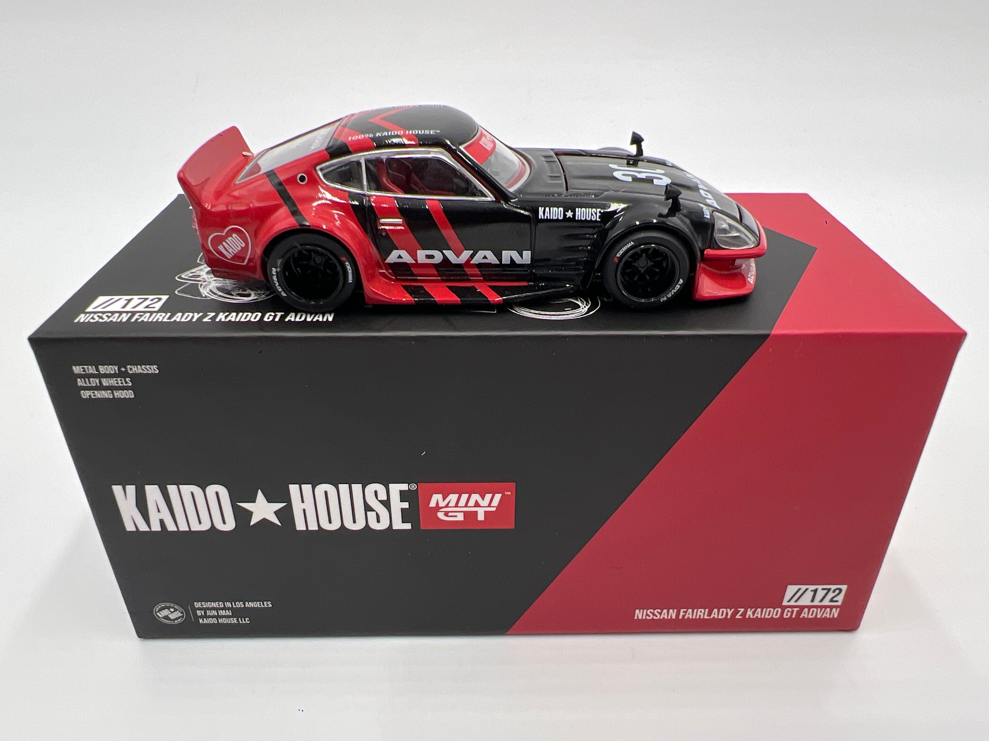 Mini GT Kaido House #172 Nissan Fairlady Z Kaido GT Advan