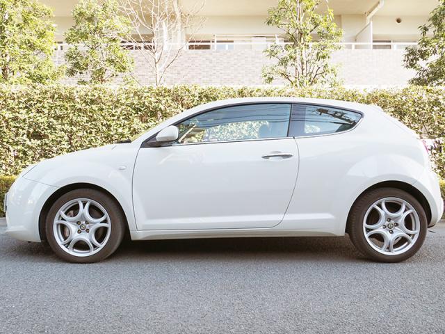 アルファロメオ ミト1.4ターボスポーツ 右H 6MT D車 【デルオート】