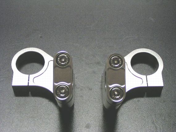 CBX400F ハンドルクランプKIT[SB] | エルウェーブインターネットショップ