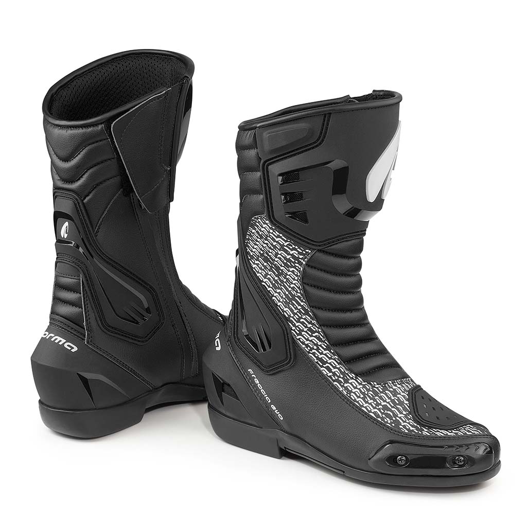 motorcycle boots | Forma Freccia Evo black street road track