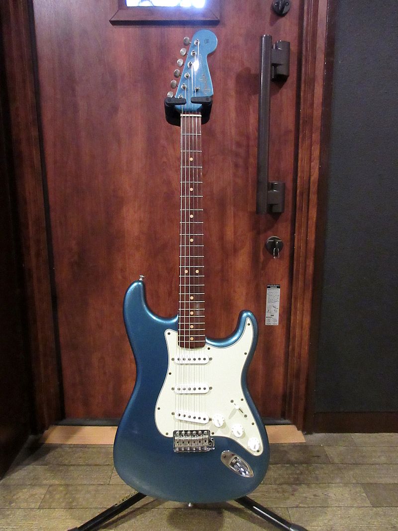 Fender Custom Shop Master Grade 1963 Stratocaster Lake Placid Blue