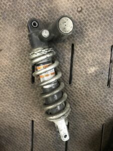 GMD神戸【作業事例】 カワサキ ZX-14R ZZR1400 純正 リアショックOH