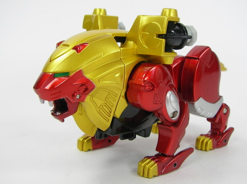 DX超合金 百獣合体ガオキング 1ページ目