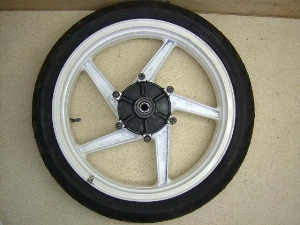 中古バイクパーツ販売専門店アイラブモーターZXR250 リアホイール