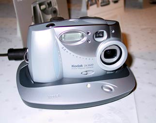 News：コダック，置くだけでいい超“カンタン”デジカメ発表