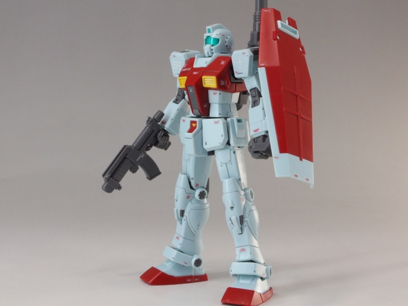 HG 1/144 ジム (ショルダー・キャノン装備/ミサイルポッド装備