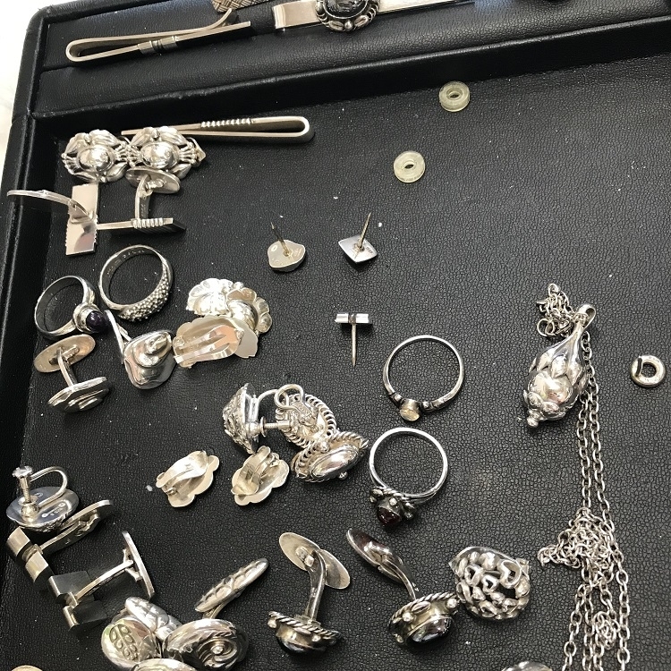 北海道札幌市でジョージジェンセンを売りたい方・遺品整理をしている方