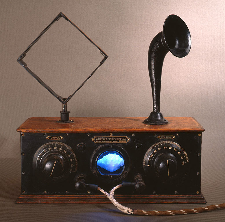 鉱石ラジオの時代]＋[不思議な鉱石ジンカイト] | アーティスト小林健二