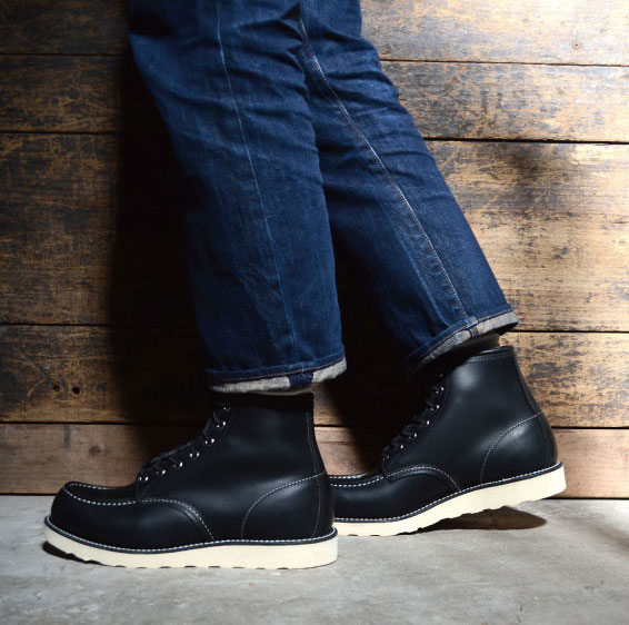 アウトレットレッドウィング新入荷情報！CLASSIC MOC TOE BOOTS BLACK