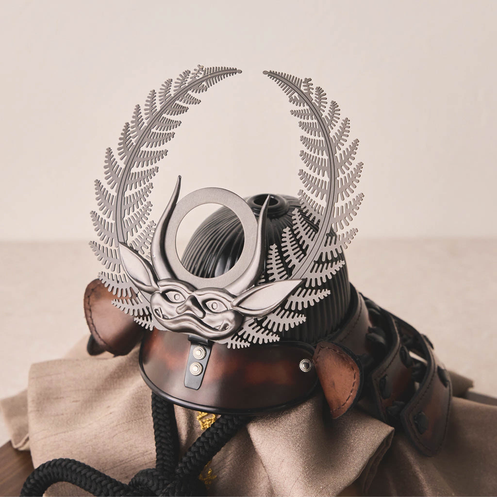 兜飾り | Armadura 徳川家康 | 1/5スケール | 鈴甲子 雄山【26/1/