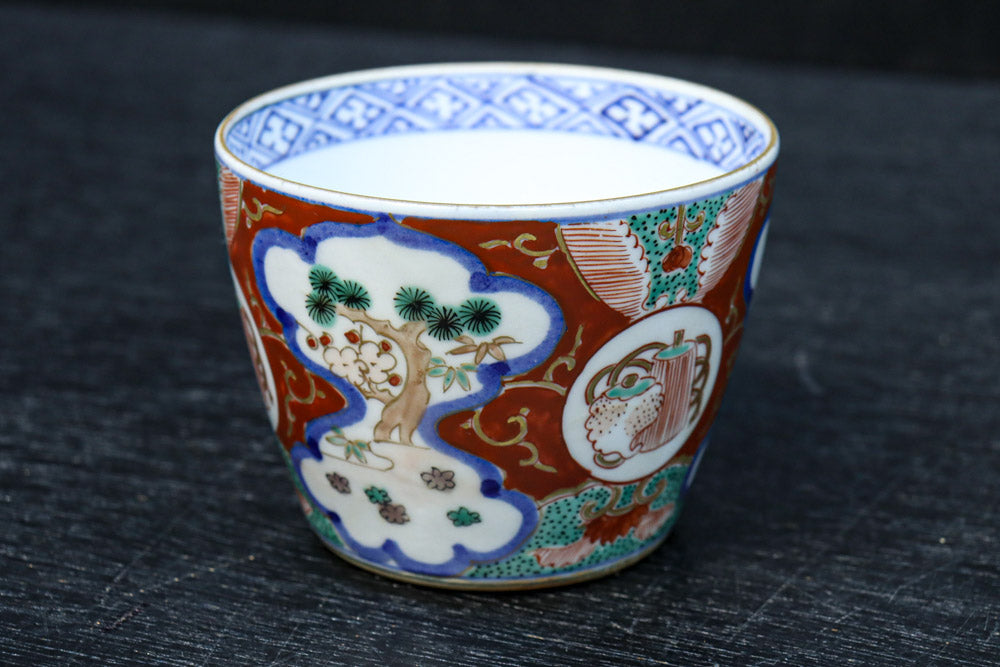 縁起物の絵柄が映える古伊万里の向付 DC7936 在庫7個 – 古福庵