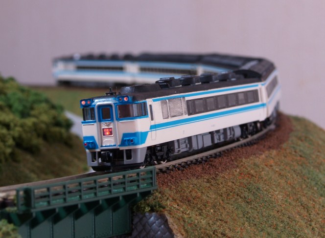 キハ181系四国色｜Nゲージ図鑑