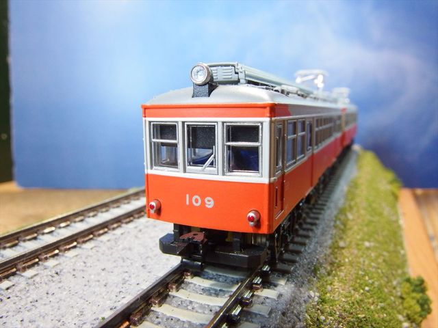 モデモ 箱根登山鉄道 モハ2形 : クローゼットの中の鉄道模型
