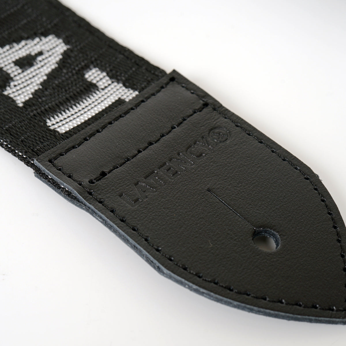 GUITAR STRAP BLK/WHT – latency.jp
