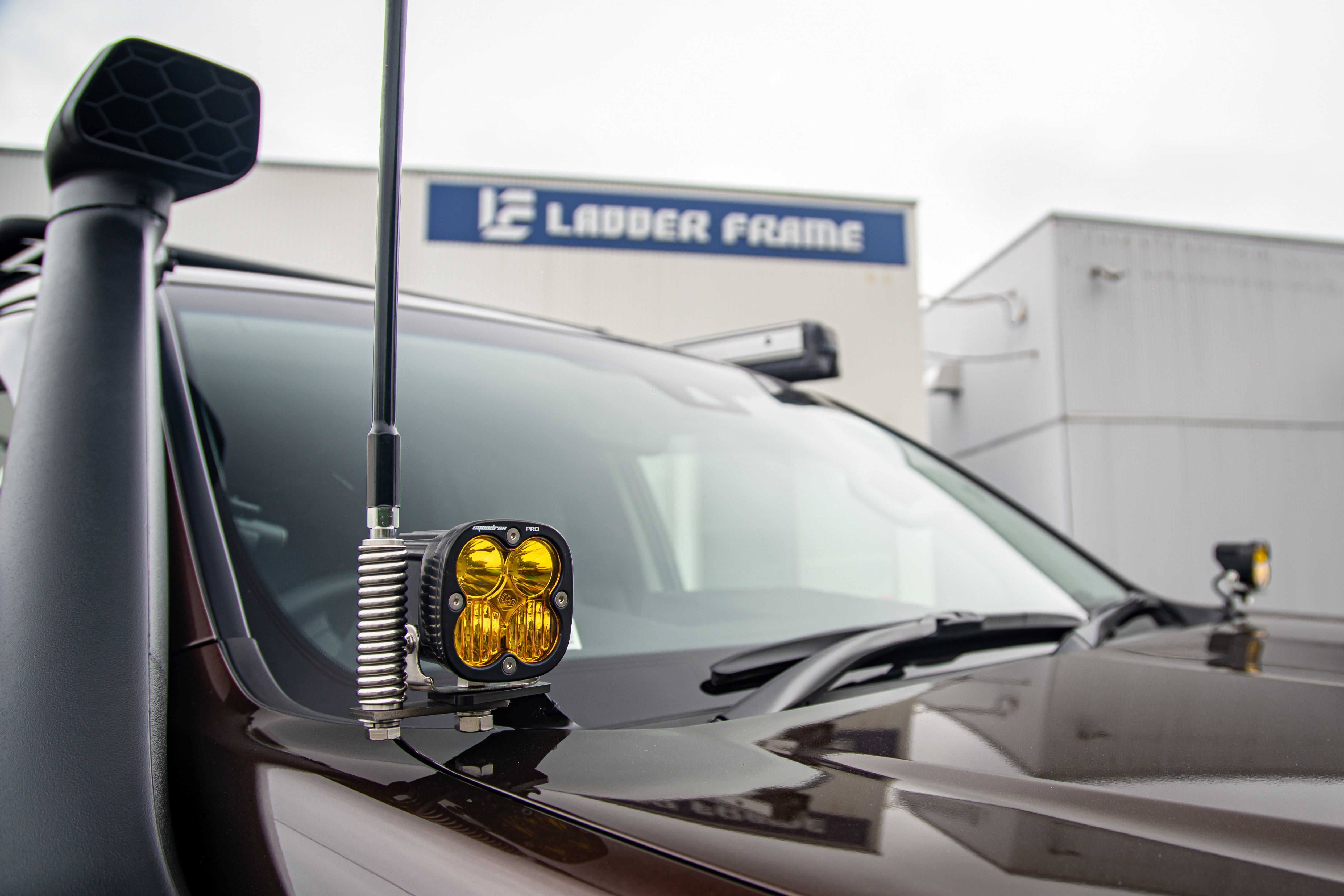 ボンネットステー ライトステー 150系プラド ハイラックス PRADO HILUX