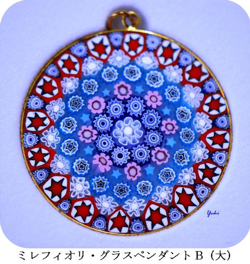 イタリア・ベネチアのムラノ島で作られたミレフィオリ・グラス