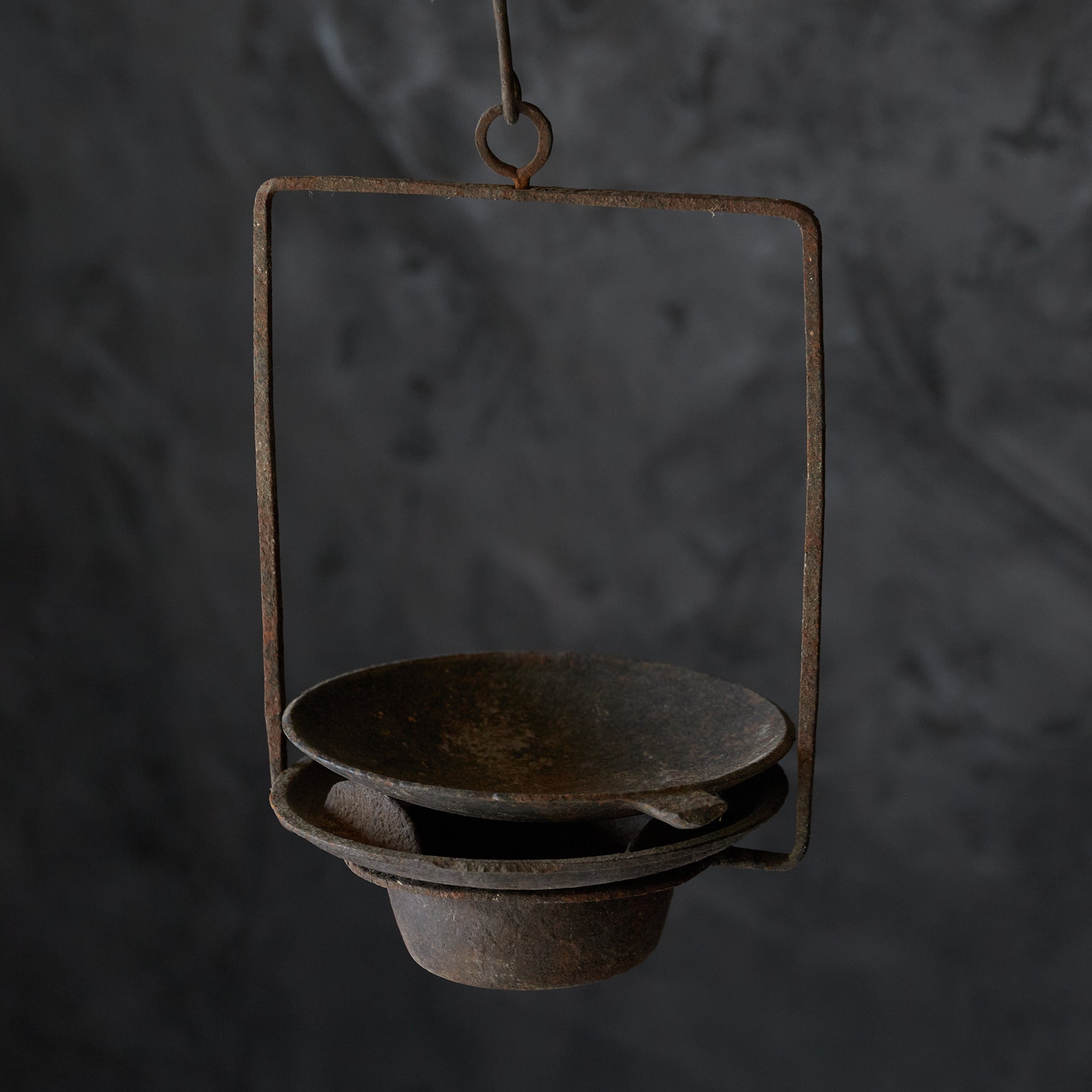 江戸時代 古鉄吊下灯火器（1603–1867 CE） | 入蘆花（ロカニイル）