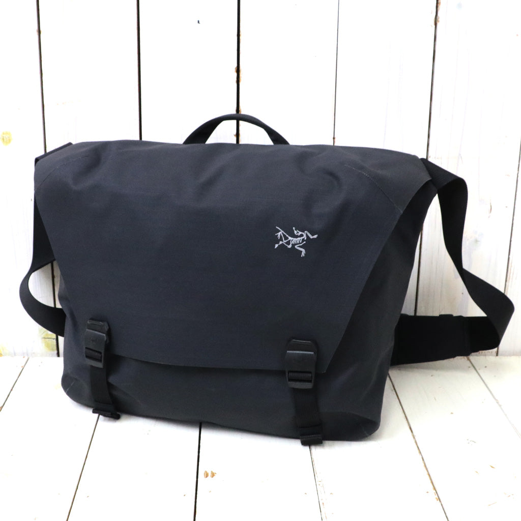 ARC'TERYX : Granville 10 Courier Bag (Black) – Reggieshop