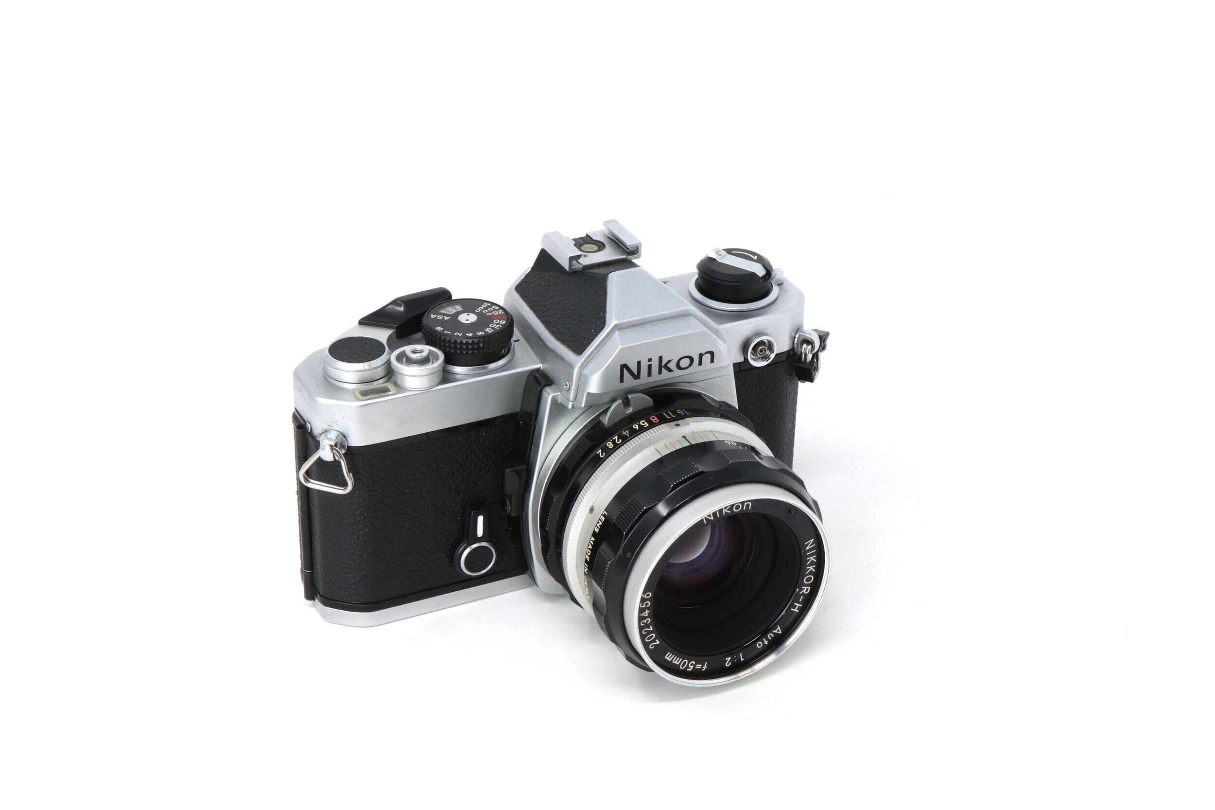 Nikon FM 35mm Film Camera with 50mm lens [1977] – Relics