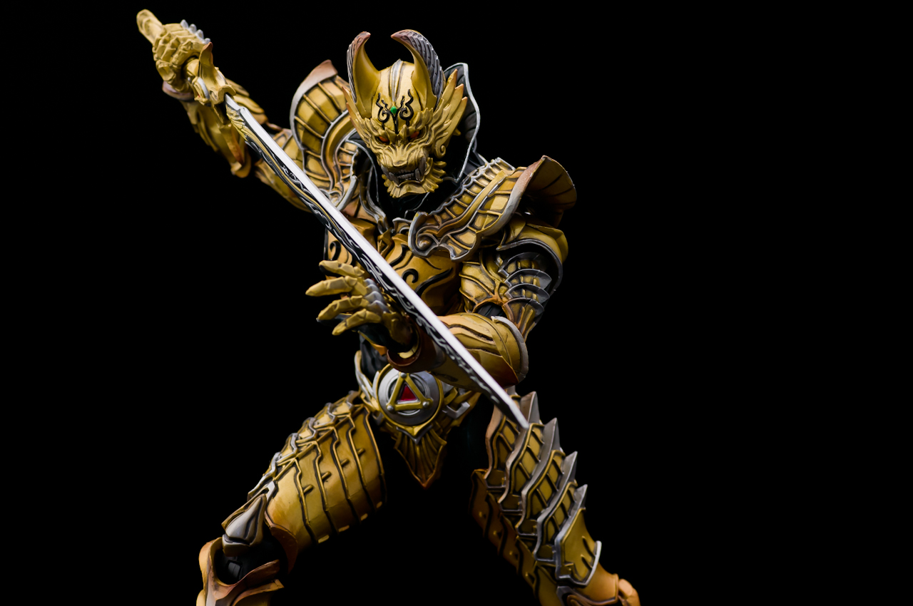 レビュー】 バンダイ 魂ウェブ商店 魔戒可動 黄金騎士 ガロ・翔 [牙狼