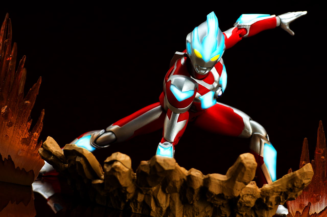 レビュー】 バンダイ ULTRA-ACTウルトラマンギンガ [ウルトラマンギンガ]