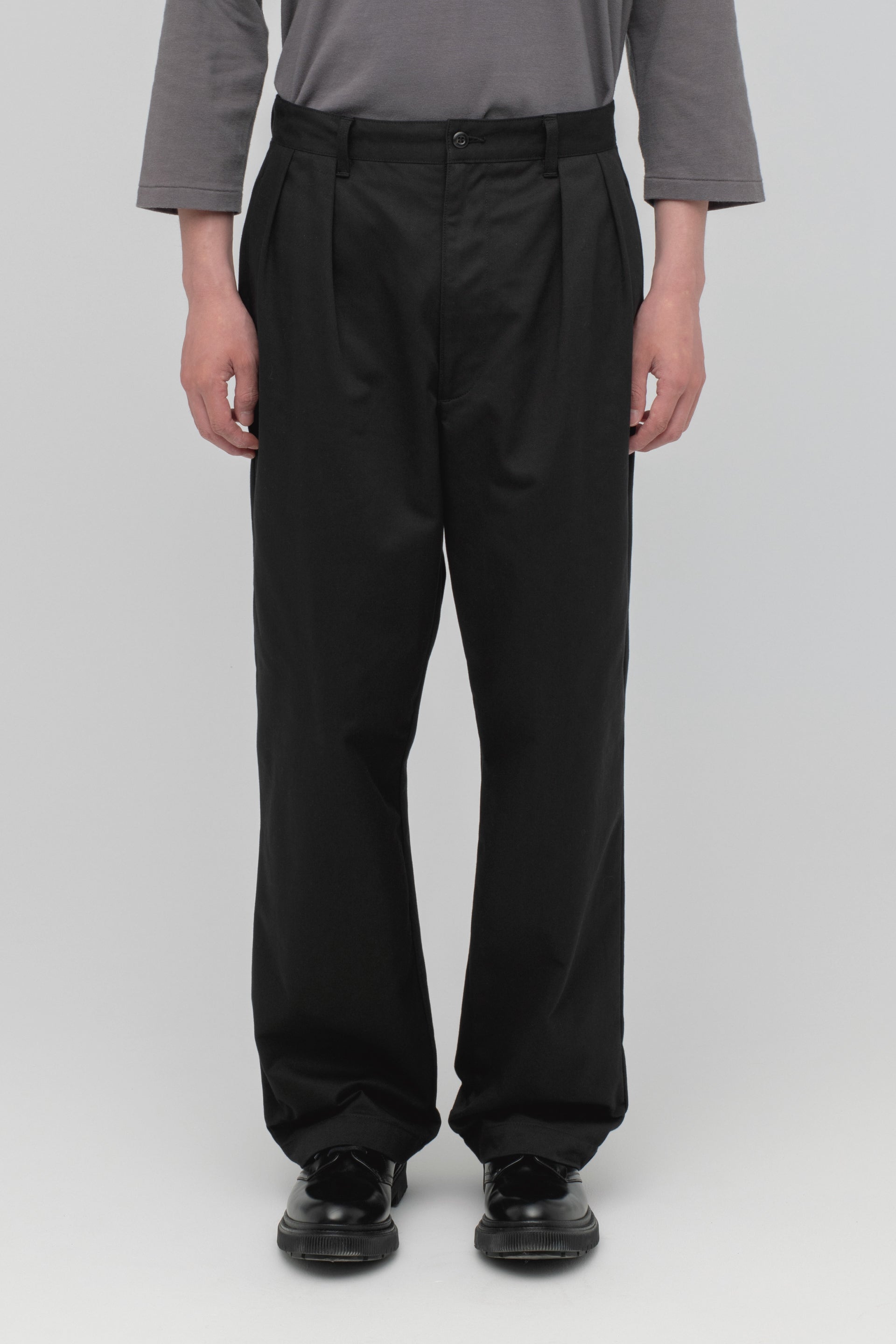 2 Tuck Chino Cloth Pants – CIOTA Online Shop