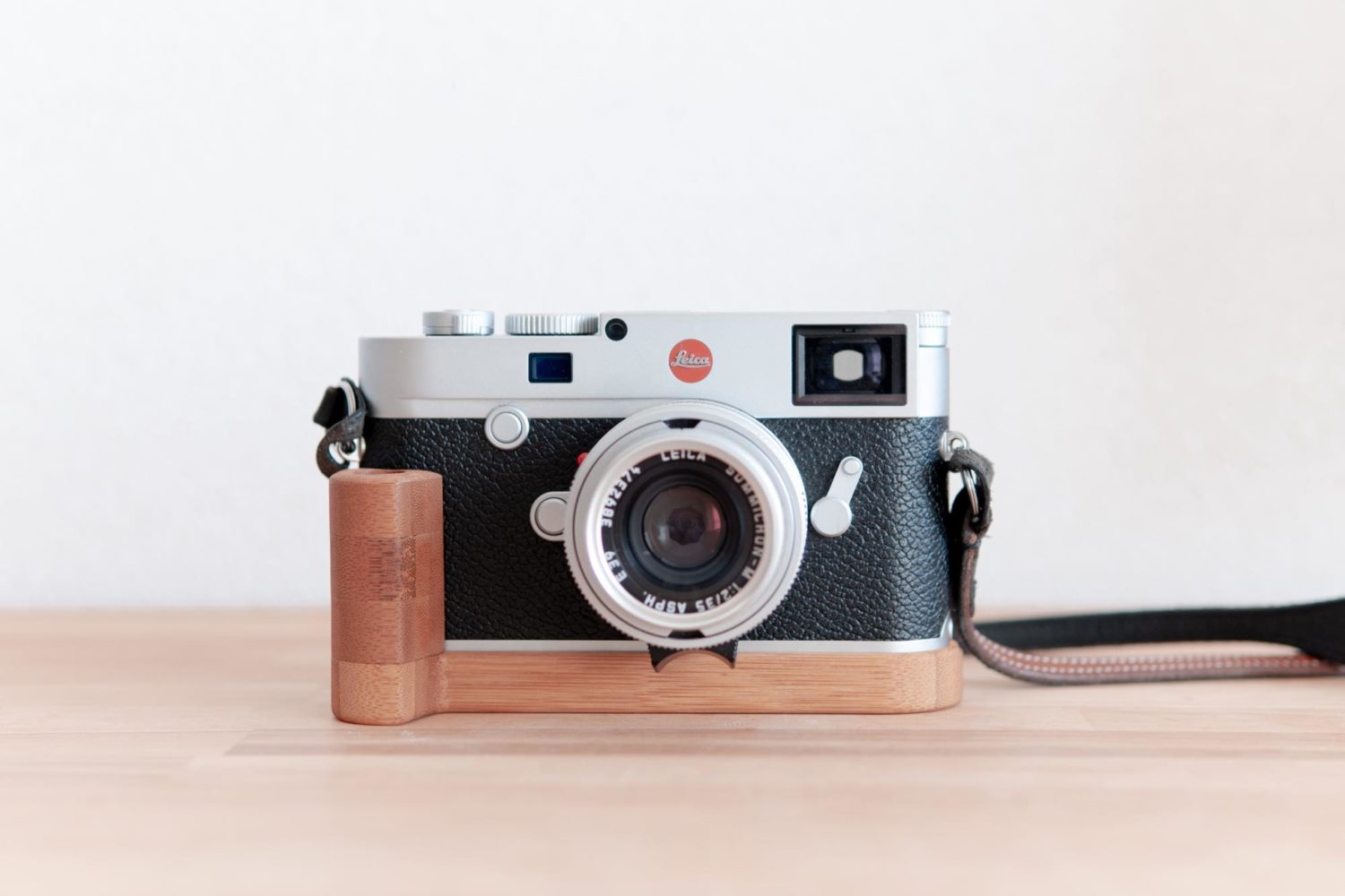 買ったモノ】Leica M10用グリップに合わせる『J.B. Camera Designs』の