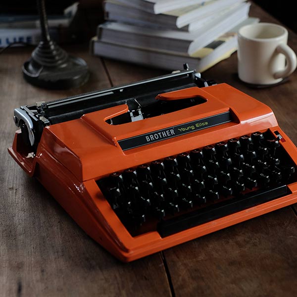 BROTHER Young Elite タイプライター（カタカナ）インクリボン交換済み