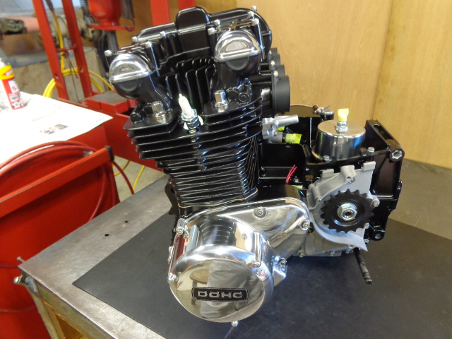 カワサキZ1エンジンフルオーバーホール作業20 | タサキ