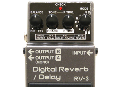 BOSS RV-3 Digital Reverb Delay