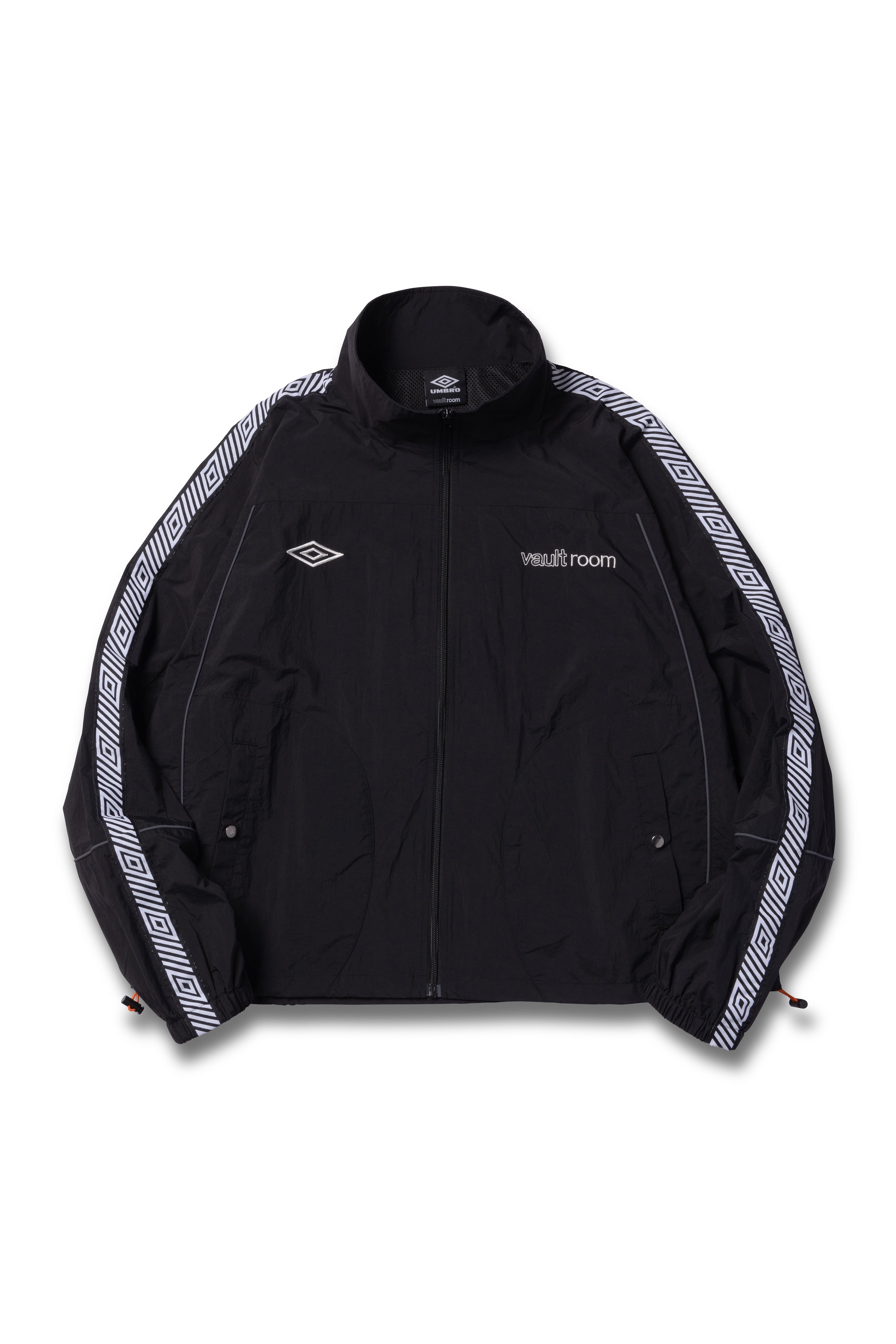 VR x UMBRO NYLON JACKET – VAULTROOM