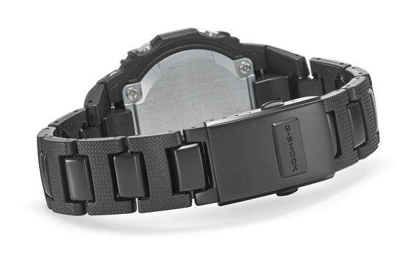 CASIO G-SHOCK GW-M5610UBC[モノトーンで大ヒット 革新的なのは