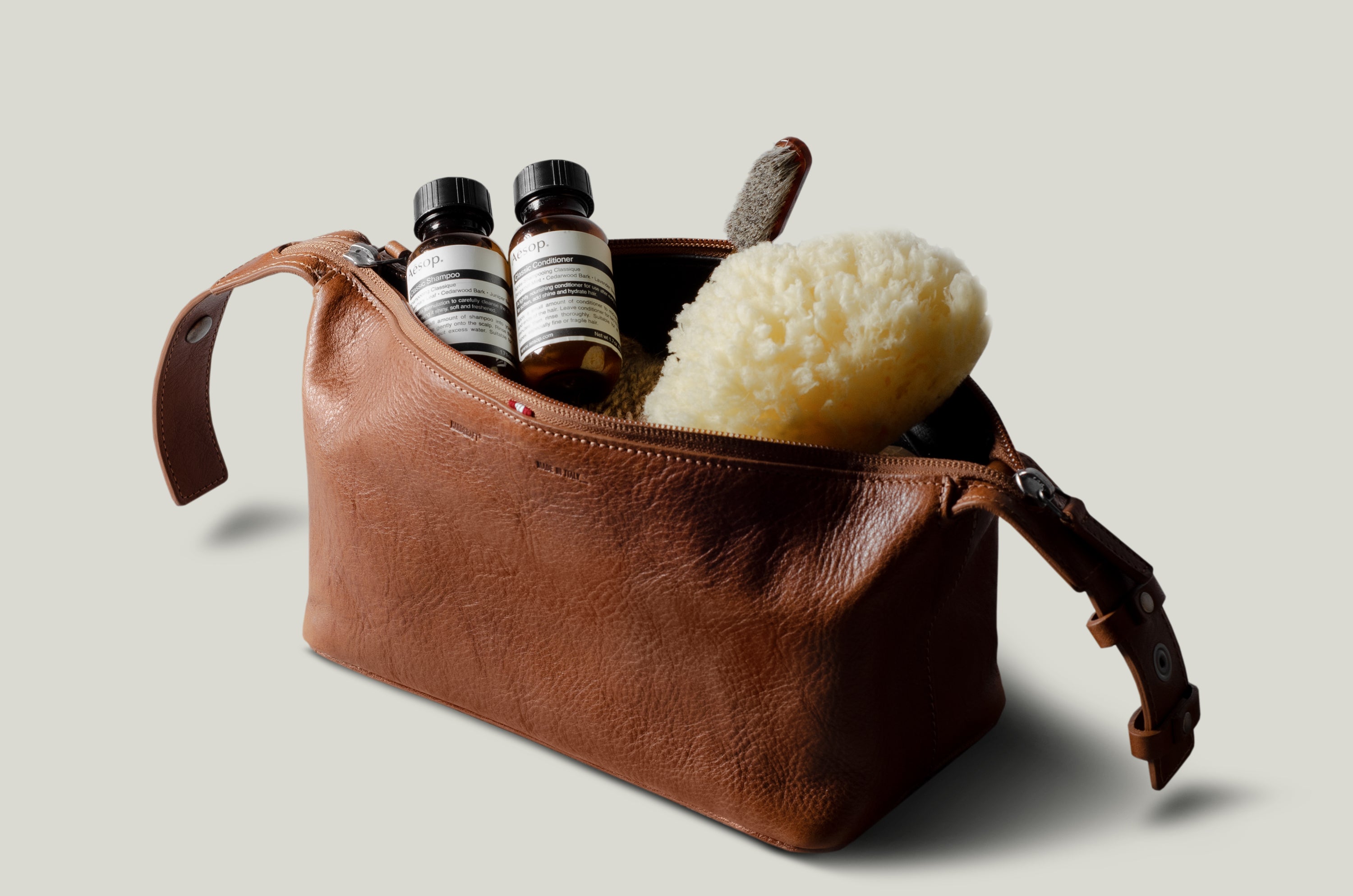 Belted Dopp Kit . Classic – hardgraft