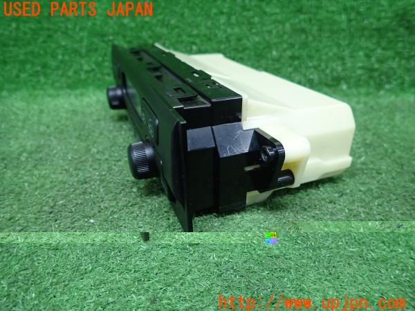 トヨタ ハイラックスサーフ SSR-X(KDN185W 後期 ディーゼル)純正